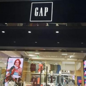 GAPٻزӤ׶T ԽǱڷ