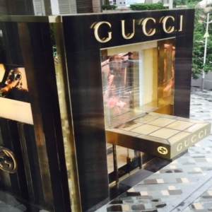 GUCCIҵٳ»񻰽ˣ