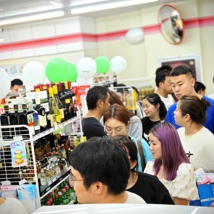 ٴ¸ߣӥ7-Eleven 711񻶽ڵӪҵͻ1600